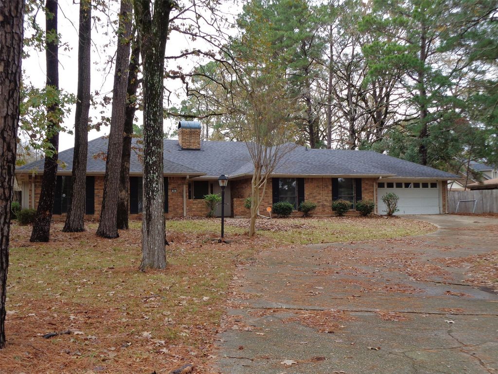 92 S Meadow Lane, Haughton, LA 71037