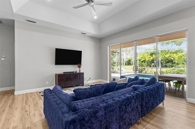6223 DONNINGTON COURT, Sarasota, FL 34238
