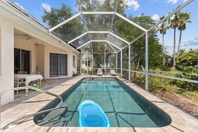 6223 DONNINGTON COURT, Sarasota, FL 34238