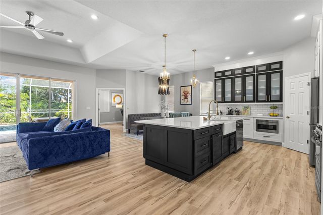 6223 DONNINGTON COURT, Sarasota, FL 34238
