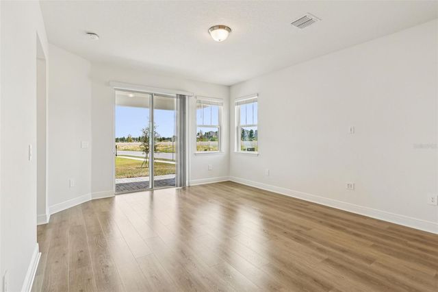 2233 HEN ROAD, Minneola, FL 34715