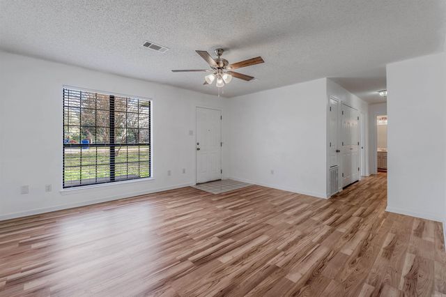 18 Steele Magnolia, Greenbrier, AR 72058