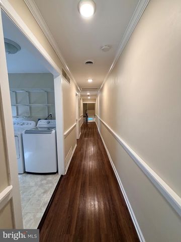 127 E UNION ST, Burlington, NJ 08016