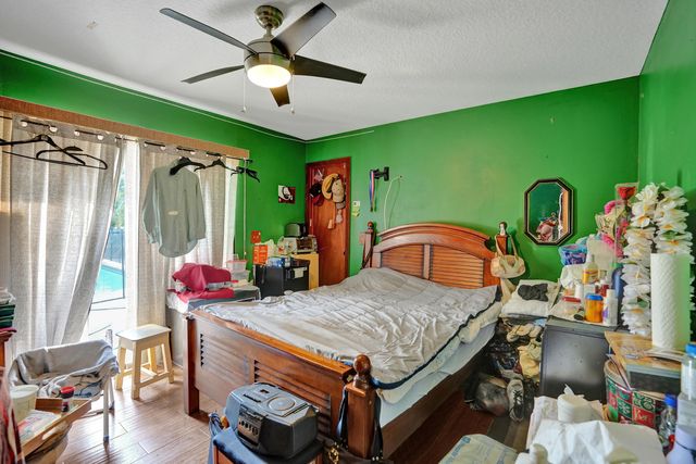 16974 W Glasgow Drive, The Acreage, FL 33470