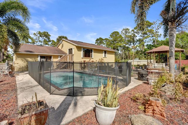 16974 W Glasgow Drive, The Acreage, FL 33470