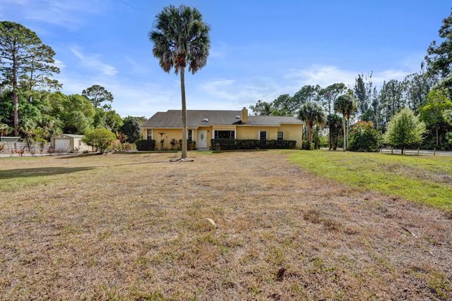 16974 W Glasgow Drive, The Acreage, FL 33470