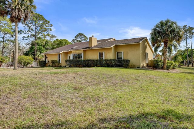 16974 W Glasgow Drive, The Acreage, FL 33470