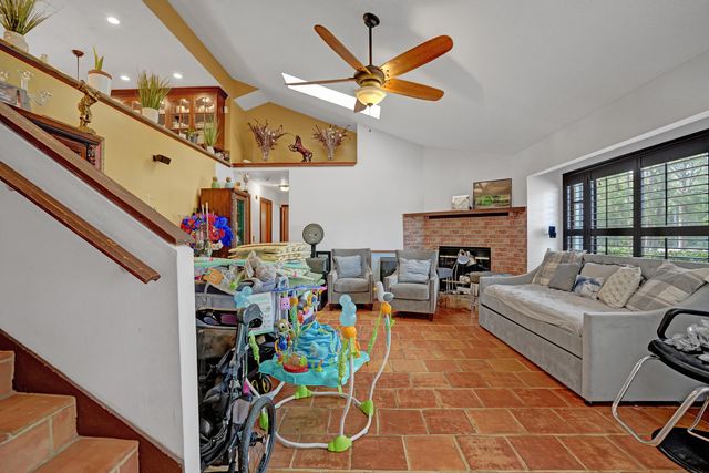 16974 W Glasgow Drive, The Acreage, FL 33470