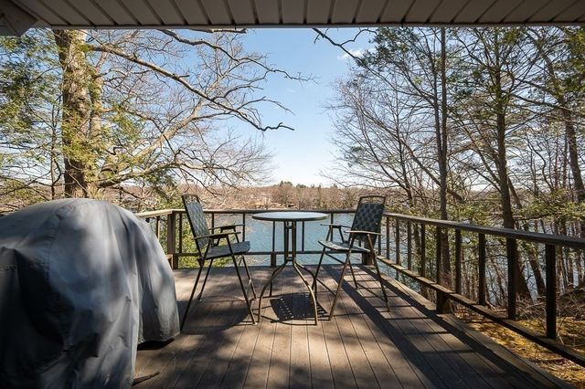 2 A Nonquit Street A, Worcester, MA 01604