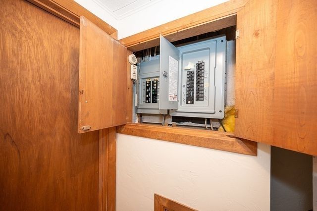 2 A Nonquit Street A, Worcester, MA 01604