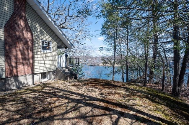 2 A Nonquit Street A, Worcester, MA 01604