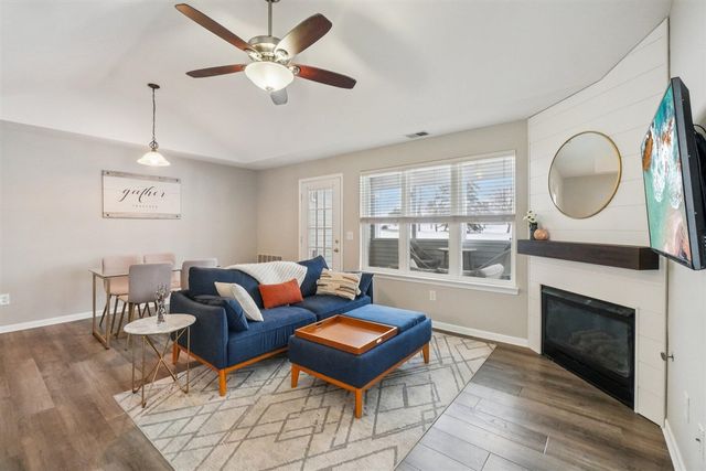 1764 Weatherstone Drive, Ann Arbor, MI 48108