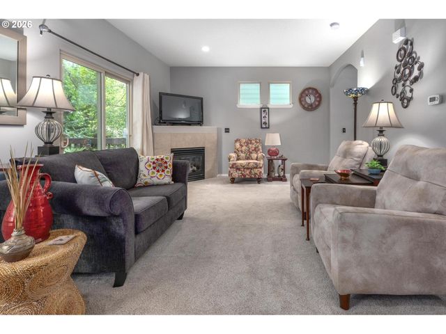 1355 Sw BINFORD LAKE Pkwy, Gresham, OR 97080