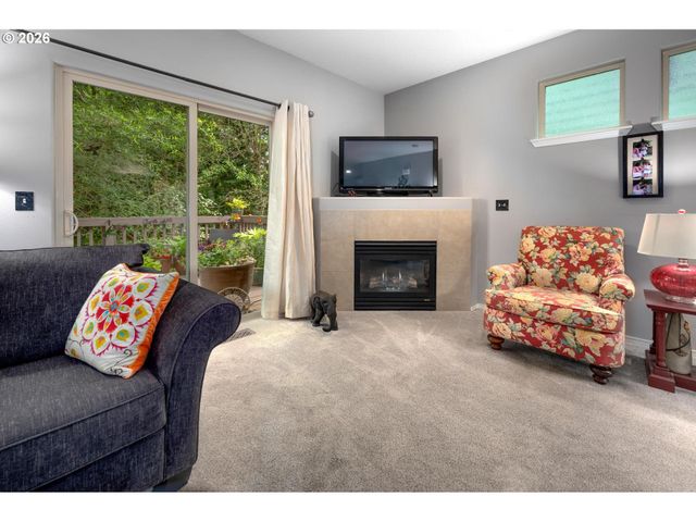 1355 Sw BINFORD LAKE Pkwy, Gresham, OR 97080
