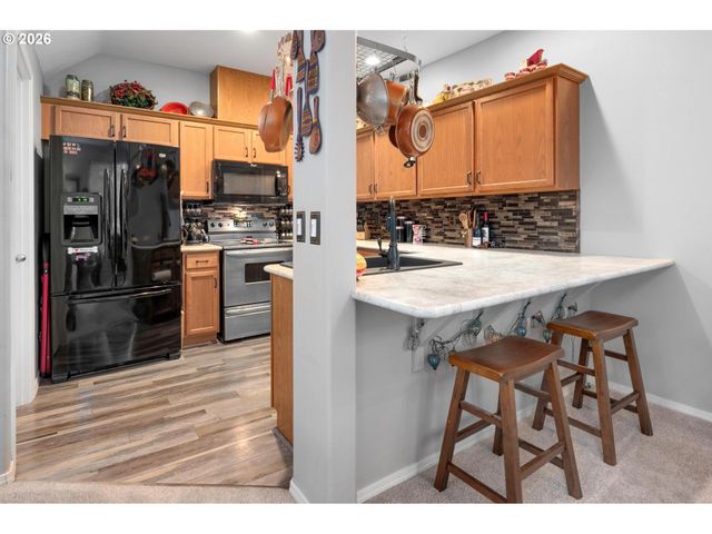 1355 Sw BINFORD LAKE Pkwy, Gresham, OR 97080