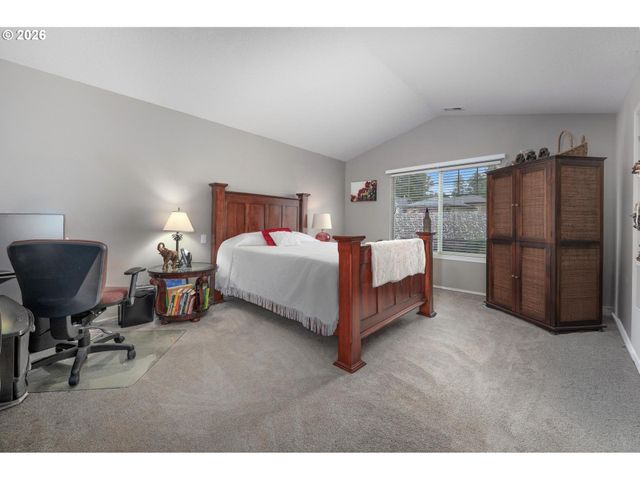 1355 Sw BINFORD LAKE Pkwy, Gresham, OR 97080