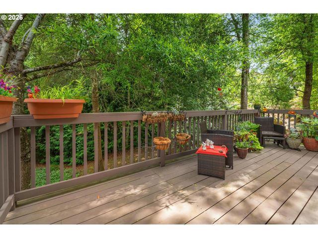 1355 Sw BINFORD LAKE Pkwy, Gresham, OR 97080