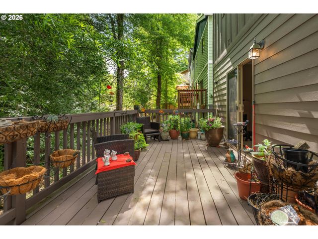 1355 Sw BINFORD LAKE Pkwy, Gresham, OR 97080