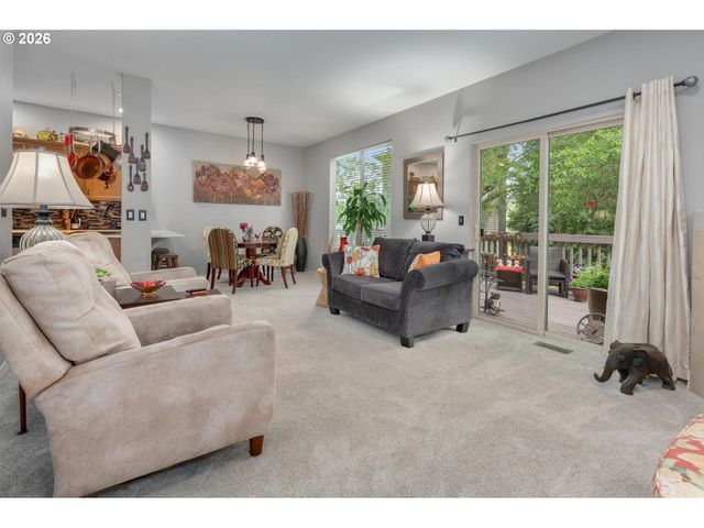 1355 Sw BINFORD LAKE Pkwy, Gresham, OR 97080