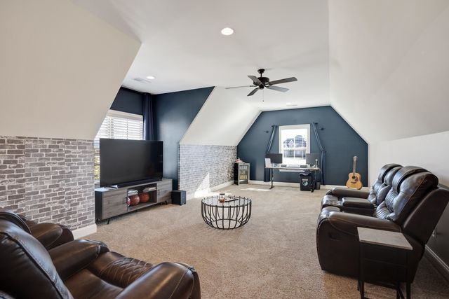 10062 MORNING CROSS LN, Collierville, TN 38017