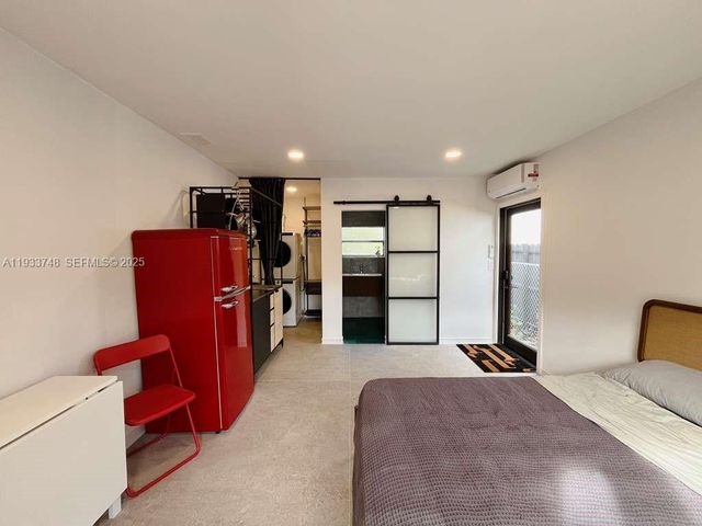 765 NW 44th St 2, Miami, FL 33127