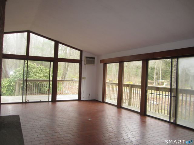 58 Candide Lane, Mansfield, CT 06268