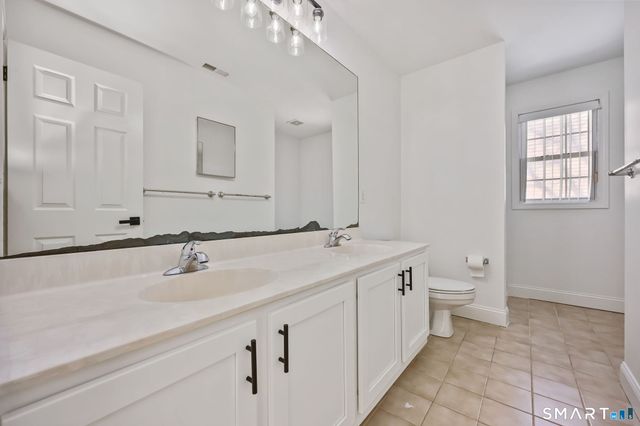 2 Village Court 2, Wilton, CT 06897