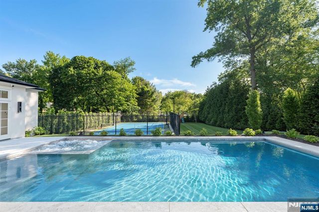 306 Hutchinson Road, Englewood, NJ 07631