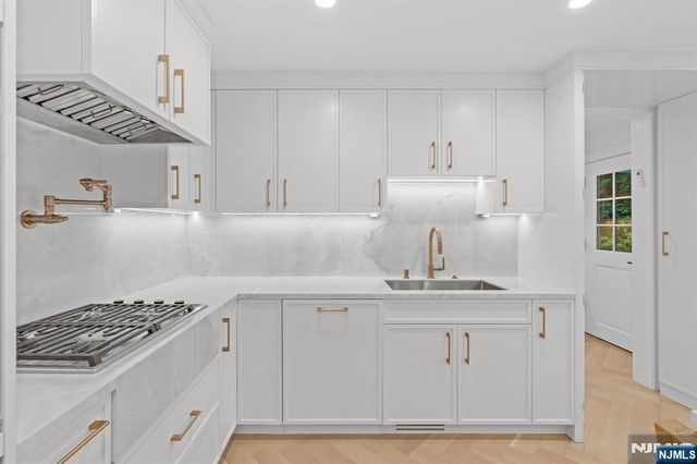 306 Hutchinson Road, Englewood, NJ 07631