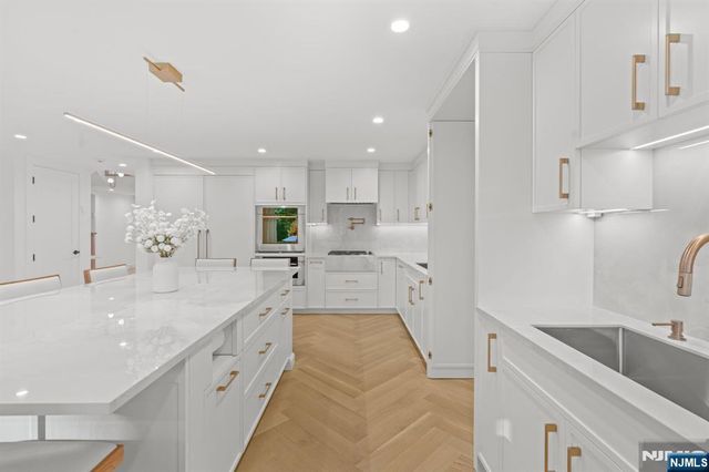 306 Hutchinson Road, Englewood, NJ 07631