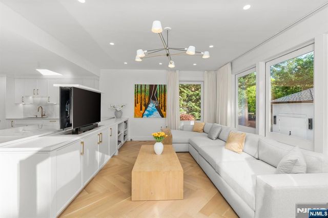 306 Hutchinson Road, Englewood, NJ 07631