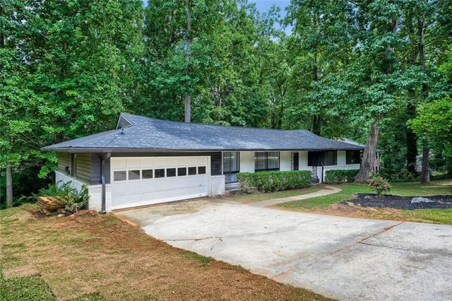 2636 Whiteleigh Court NE, Atlanta, GA 30345