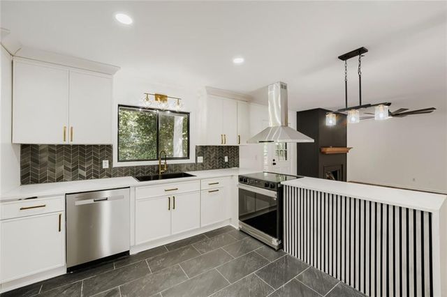 2636 Whiteleigh Court NE, Atlanta, GA 30345
