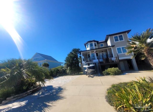 1428 Alabama St, Navarre Beach, FL 32566