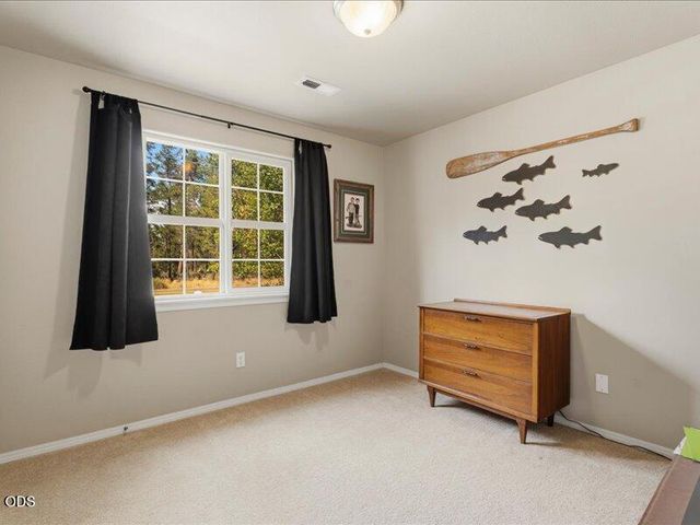 16679 Wm Foss Road, La Pine, OR 97739