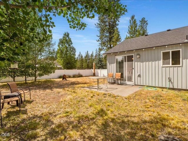 16679 Wm Foss Road, La Pine, OR 97739