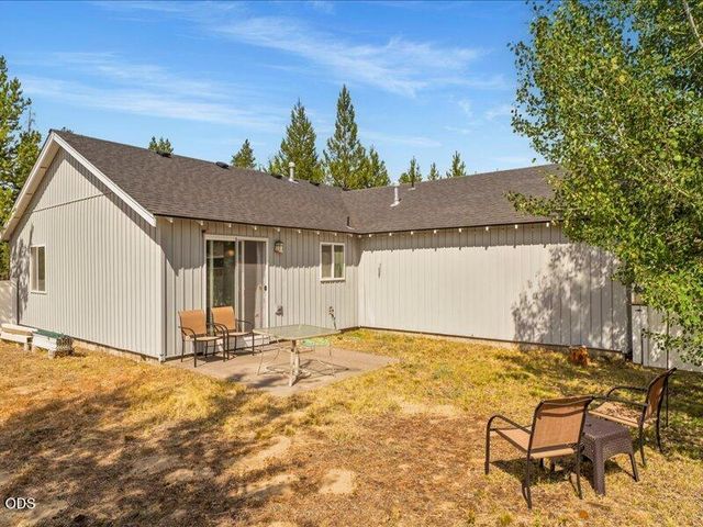 16679 Wm Foss Road, La Pine, OR 97739