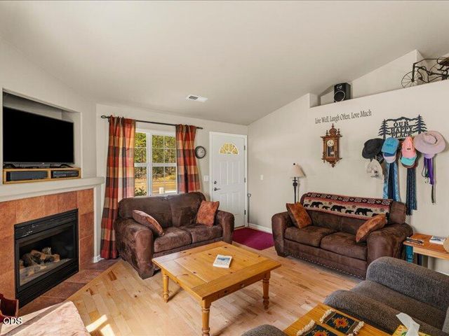 16679 Wm Foss Road, La Pine, OR 97739