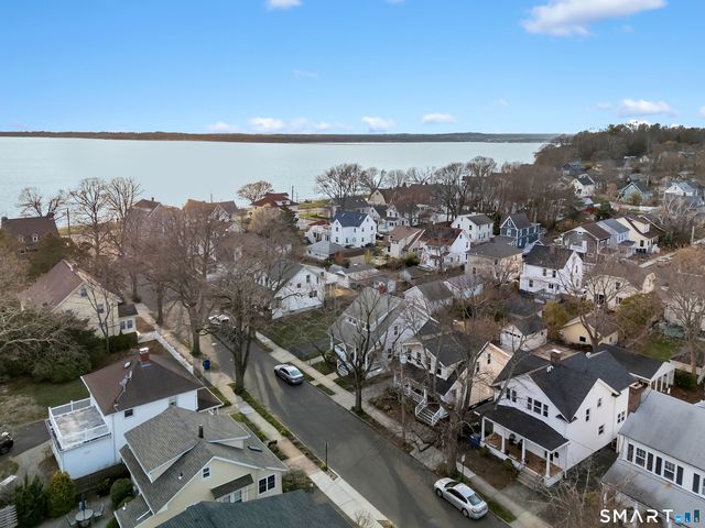 38 Beecher Place, New Haven, CT 06512