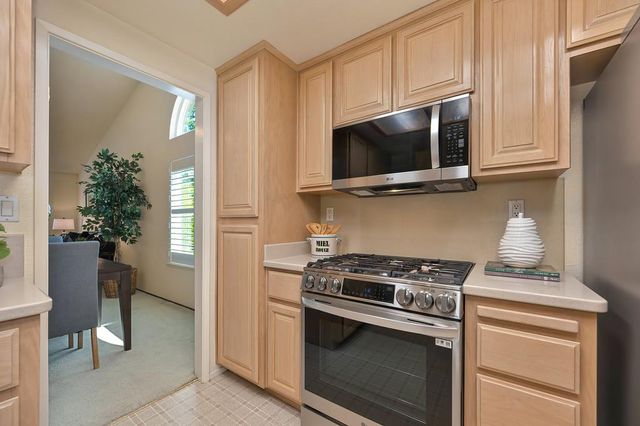 1617 Revere Dr, Roseville, CA 95747