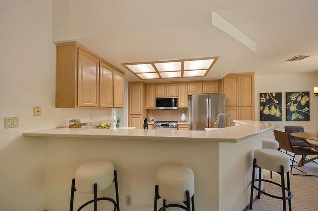 1617 Revere Dr, Roseville, CA 95747