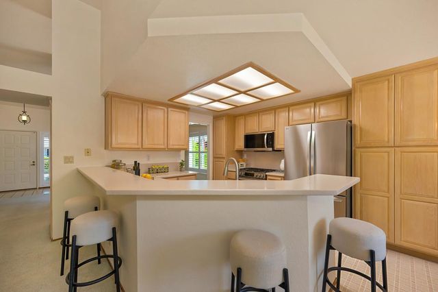 1617 Revere Dr, Roseville, CA 95747