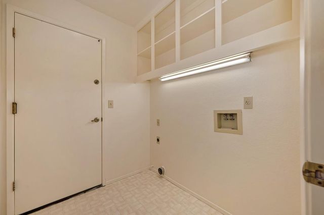 1617 Revere Dr, Roseville, CA 95747