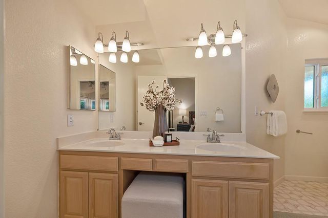 1617 Revere Dr, Roseville, CA 95747