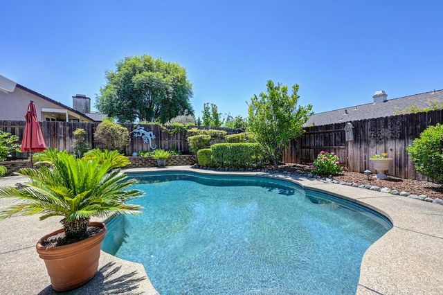 1617 Revere Dr, Roseville, CA 95747