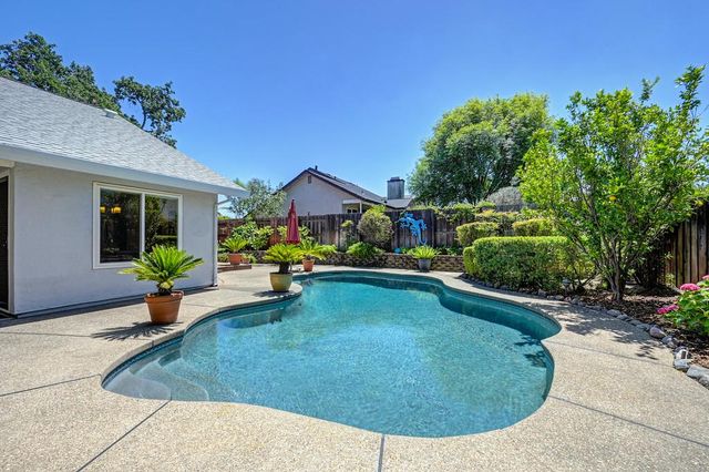 1617 Revere Dr, Roseville, CA 95747