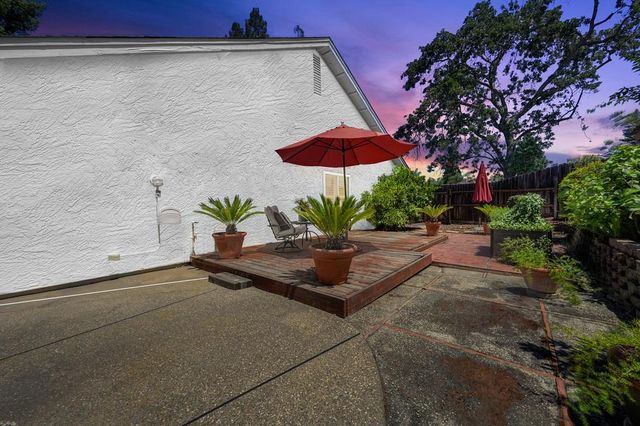 1617 Revere Dr, Roseville, CA 95747