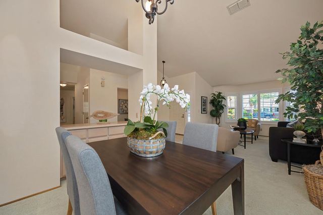 1617 Revere Dr, Roseville, CA 95747