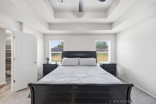 2605 W 111th Place S, Jenks, OK 74037