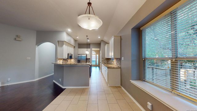220 Nandina Ct, Cibolo, TX 78108